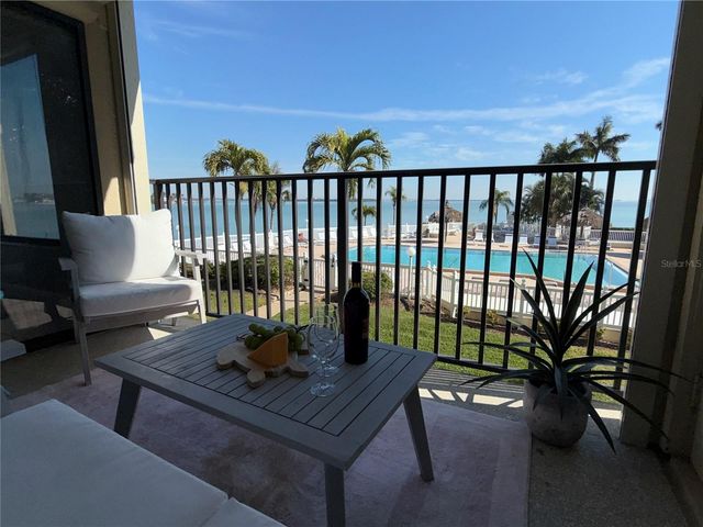 6322 PALMA DEL MAR BOULEVARD S 213, St Petersburg, FL 33715