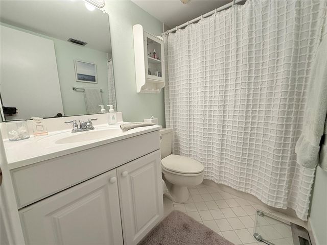6322 PALMA DEL MAR BOULEVARD S 213, St Petersburg, FL 33715
