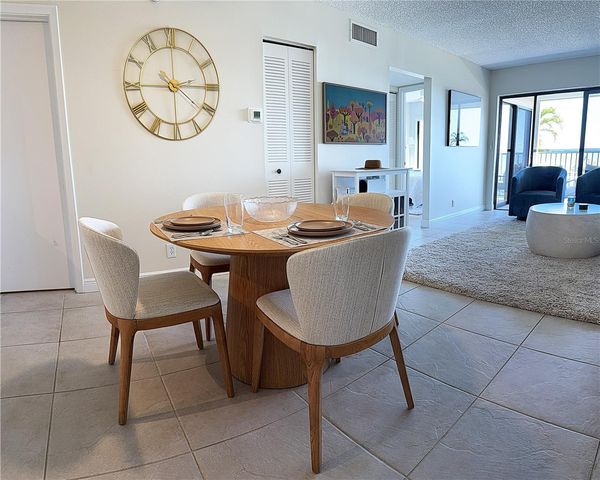 6322 PALMA DEL MAR BOULEVARD S 213, St Petersburg, FL 33715