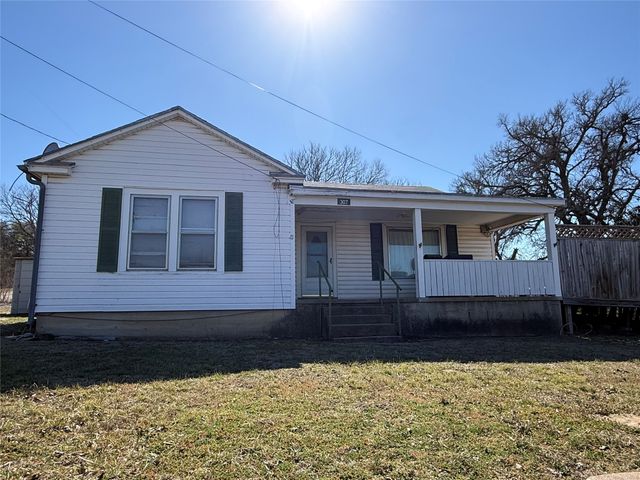 307 Cedar Street, Palo Pinto, TX 76484