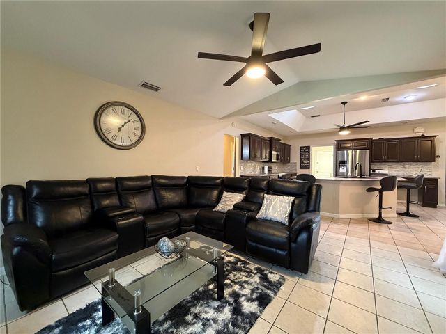 51 FANSHAWE LANE, Palm Coast, FL 32137