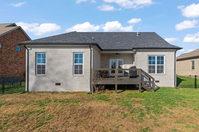 824 Brown Swiss Ct, Clarksville, TN 37043