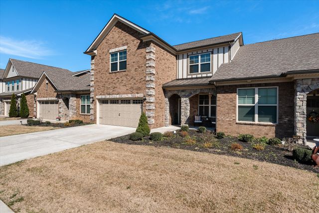 2116 Goby Dr, Murfreesboro, TN 37130