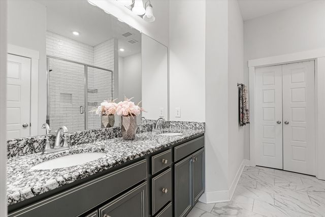 2116 Goby Dr, Murfreesboro, TN 37130