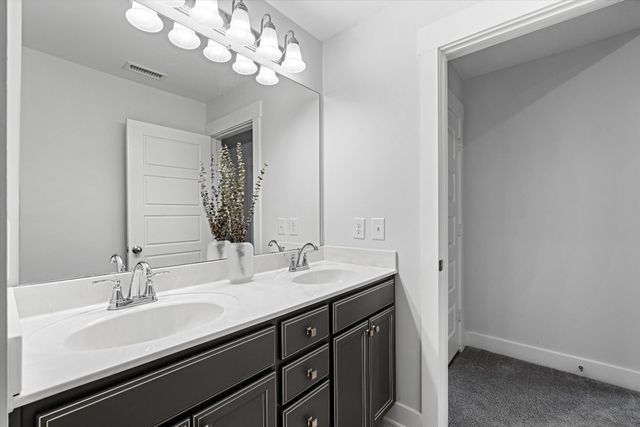 2116 Goby Dr, Murfreesboro, TN 37130