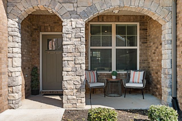 2116 Goby Dr, Murfreesboro, TN 37130