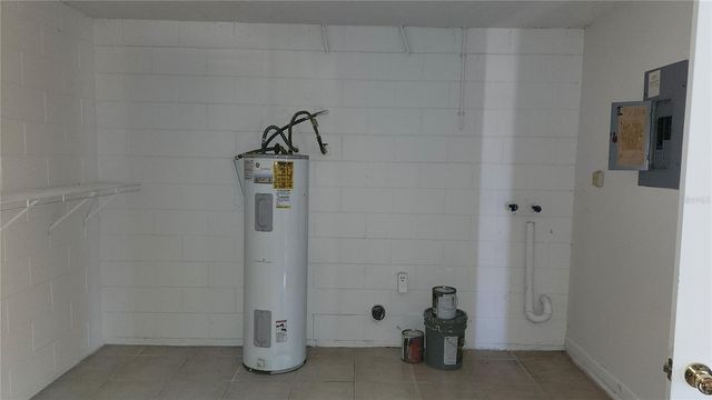 2732 COURTLAND BOULEVARD, Deltona, FL 32738