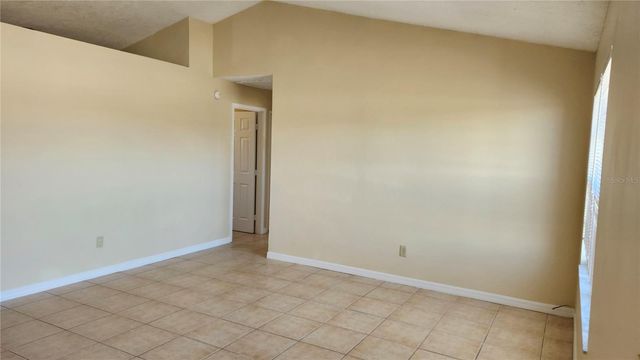 2732 COURTLAND BOULEVARD, Deltona, FL 32738