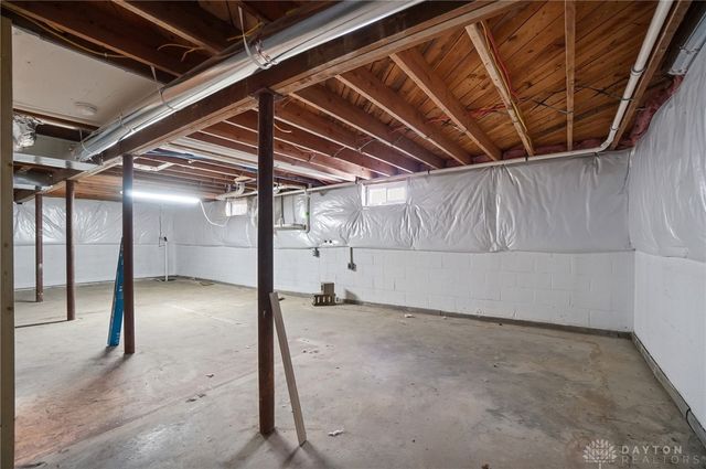 215 Rooney Drive, Urbana, OH 43078