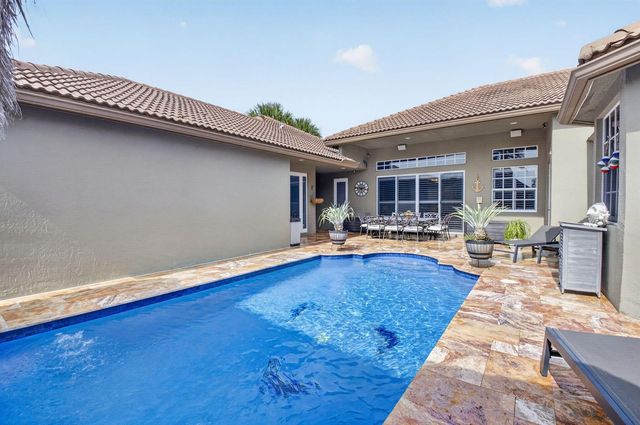 1590 SW 4TH Circle, Boca Raton, FL 33486