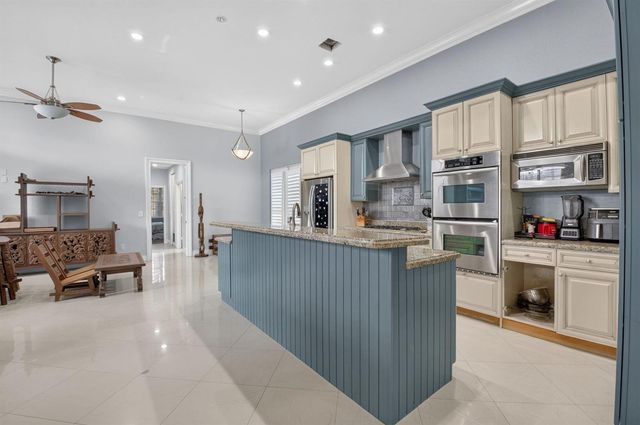 1590 SW 4TH Circle, Boca Raton, FL 33486