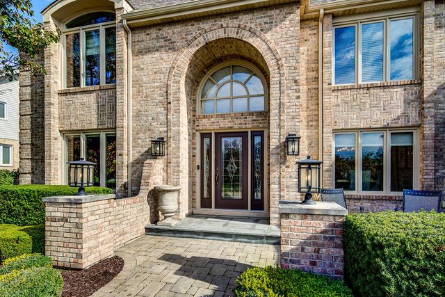 14145 Aldwych Drive, Orland Park, IL 60462