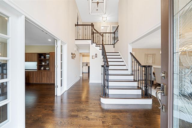 14145 Aldwych Drive, Orland Park, IL 60462