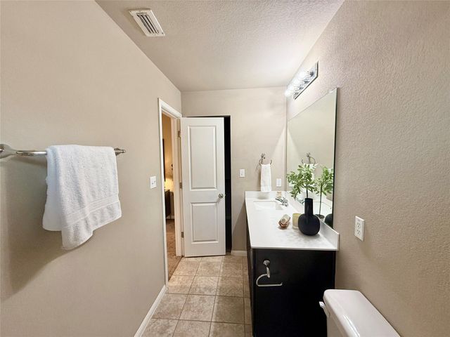 202 Mossycup DR, San Marcos, TX 78666