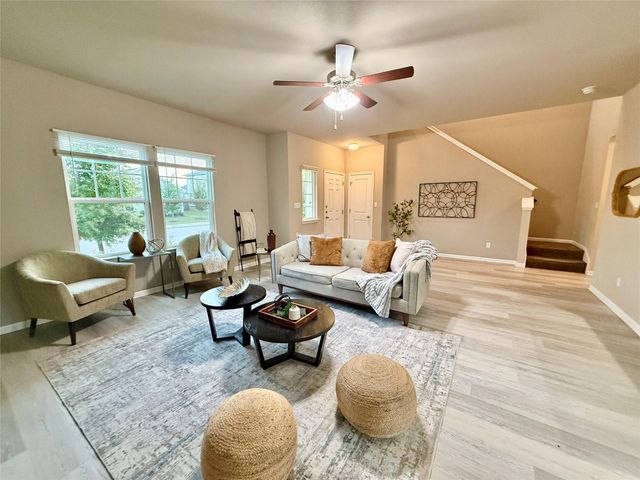202 Mossycup DR, San Marcos, TX 78666