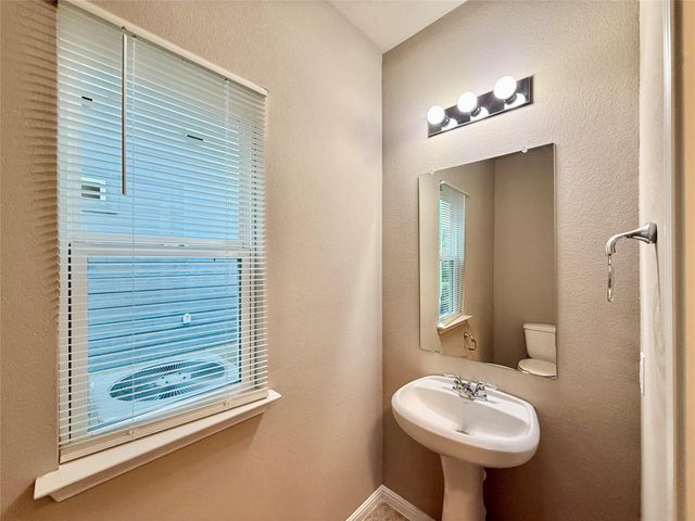 202 Mossycup DR, San Marcos, TX 78666