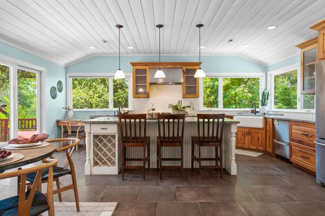 800 Sunset Lane, Soquel, CA 95073