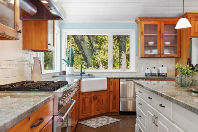 800 Sunset Lane, Soquel, CA 95073