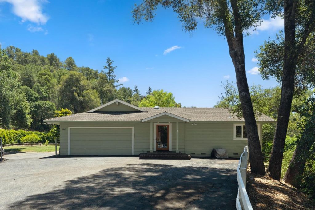 800 Sunset Lane, Soquel, CA 95073