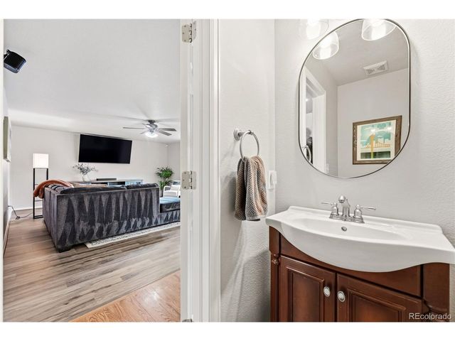 7277 Pine Hills Way, Littleton, CO 80125