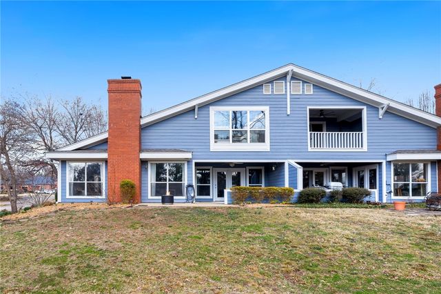 2583 Joyce Boulevard, Fayetteville, AR 72703