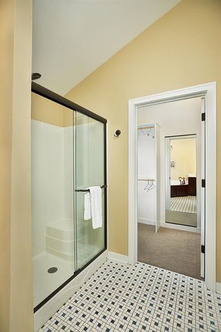 2057 Lake Street 6H, Holland, MI 49424