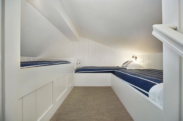 2057 Lake Street 6H, Holland, MI 49424