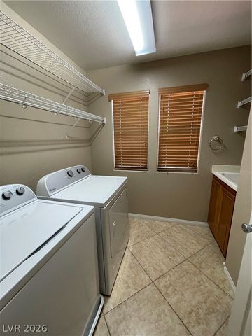 9049 Sendero Avenue, Las Vegas, NV 89178