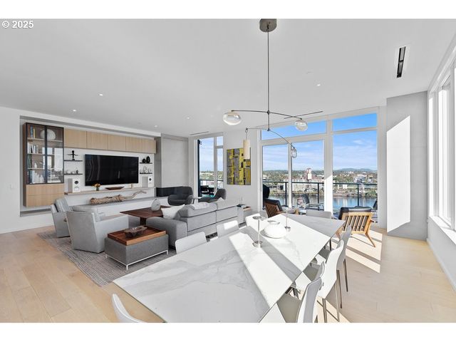 1150 Nw QUIMBY St 1912, Portland, OR 97209