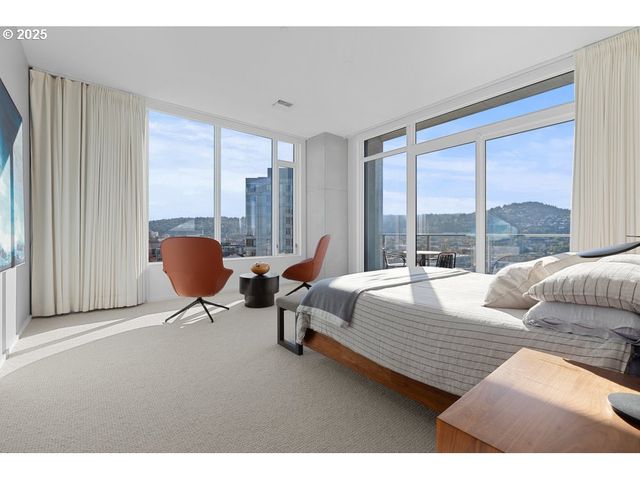 1150 Nw QUIMBY St 1912, Portland, OR 97209