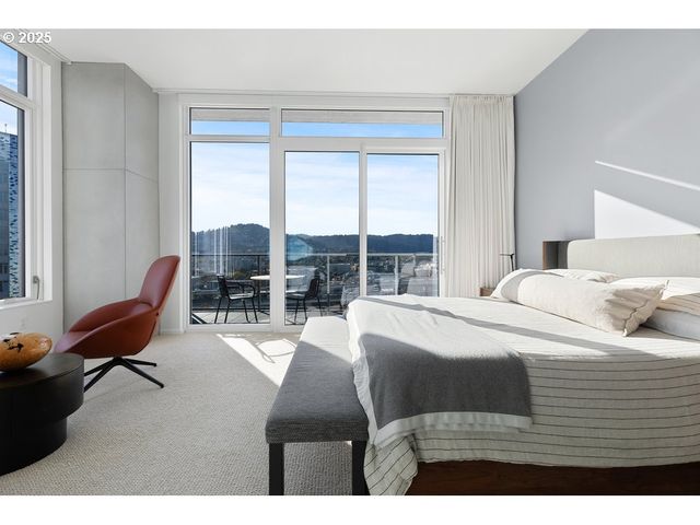 1150 Nw QUIMBY St 1912, Portland, OR 97209