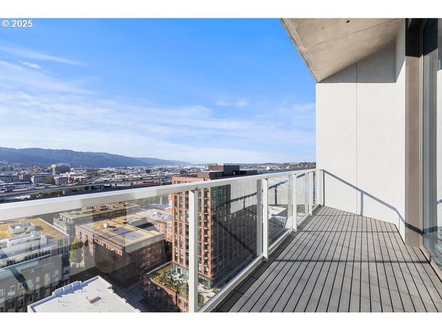 1150 Nw QUIMBY St 1912, Portland, OR 97209