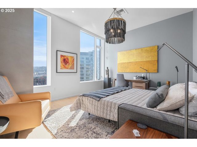 1150 Nw QUIMBY St 1912, Portland, OR 97209