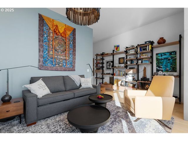 1150 Nw QUIMBY St 1912, Portland, OR 97209