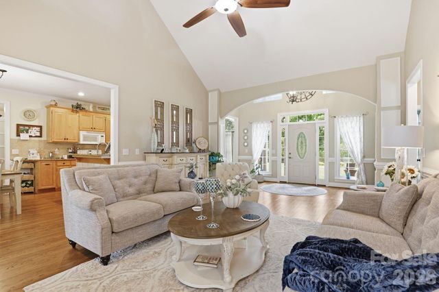 169 Sagemore Road, Mooresville, NC 28117