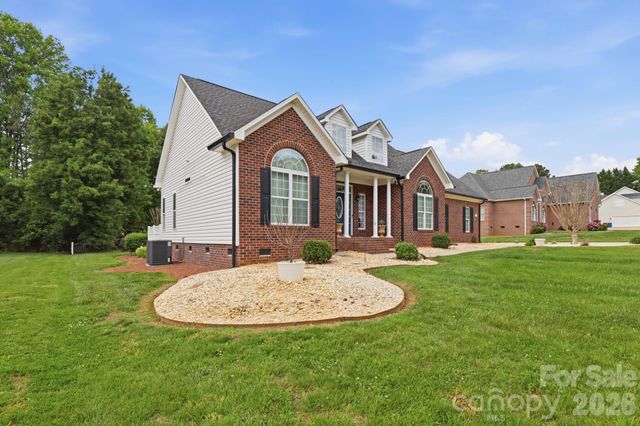 169 Sagemore Road, Mooresville, NC 28117