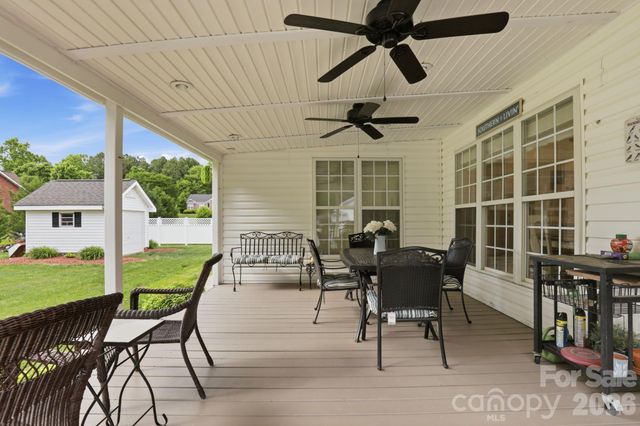 169 Sagemore Road, Mooresville, NC 28117