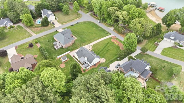 169 Sagemore Road, Mooresville, NC 28117