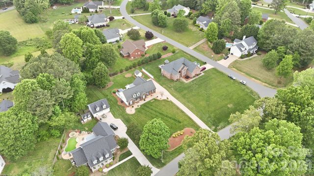 169 Sagemore Road, Mooresville, NC 28117
