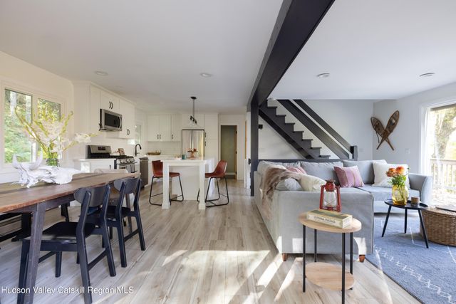 6 Clearview Road, Hunter, NY 12442