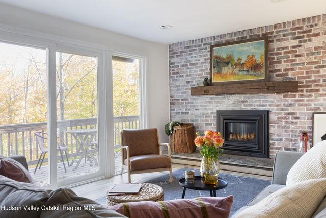 6 Clearview Road, Hunter, NY 12442