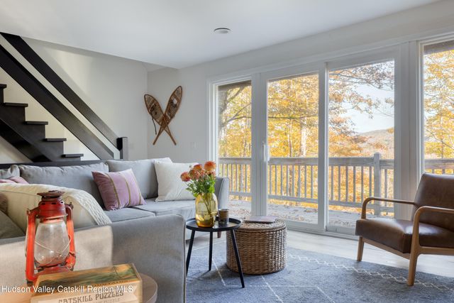 6 Clearview Road, Hunter, NY 12442