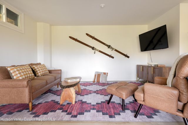 6 Clearview Road, Hunter, NY 12442