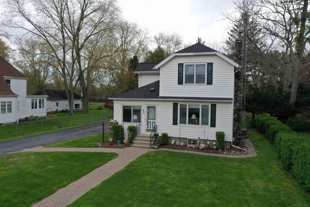 234 N Howard Avenue, Croswell, MI 48022
