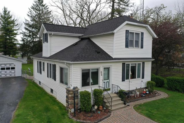 234 N Howard Avenue, Croswell, MI 48022