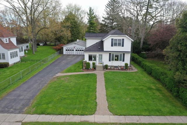 234 N Howard Avenue, Croswell, MI 48022