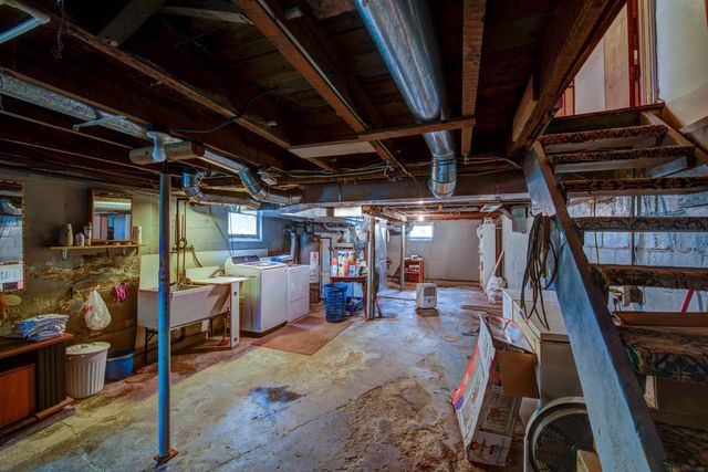 234 N Howard Avenue, Croswell, MI 48022