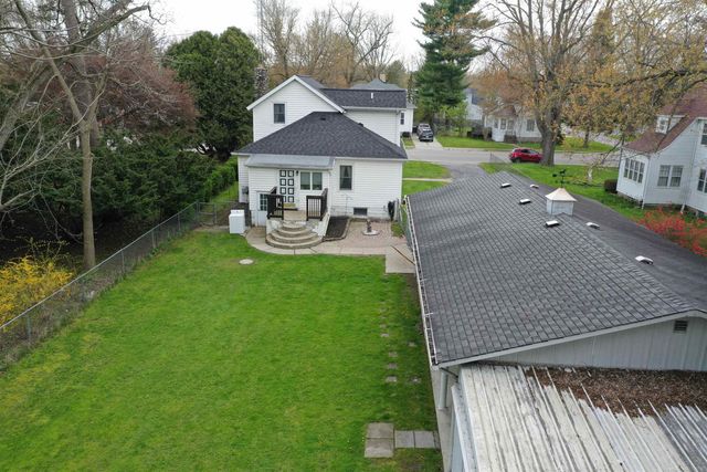 234 N Howard Avenue, Croswell, MI 48022