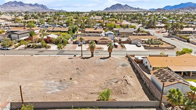 310 East Kimberly Drive, Henderson, NV 89015