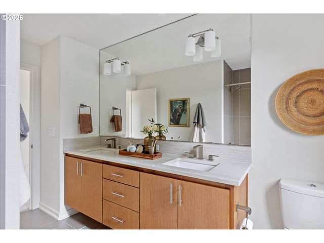 4041 Se KNAPP St, Portland, OR 97202